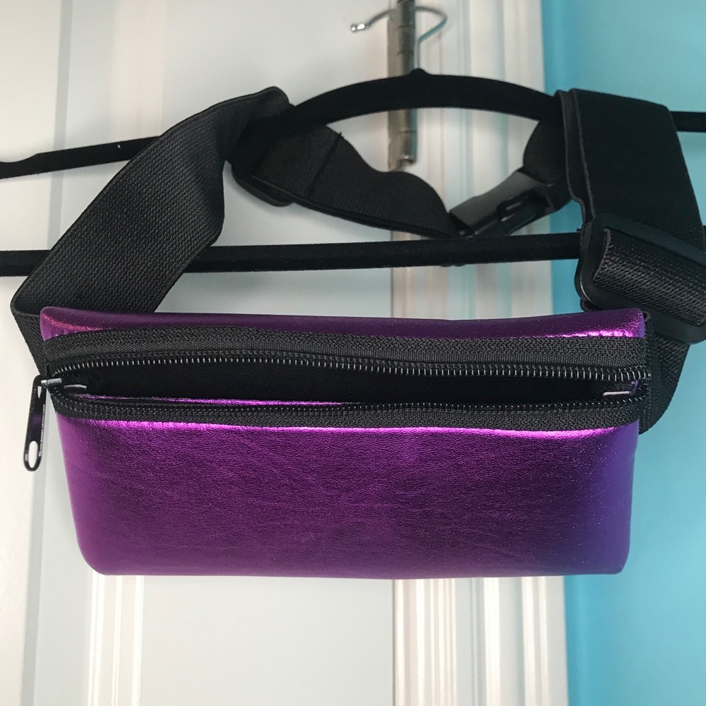 purple chromatic fanny waist pack zipper clasp